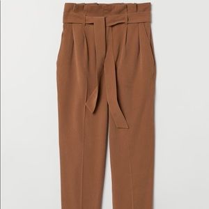 High waist Paperbag pants with belt